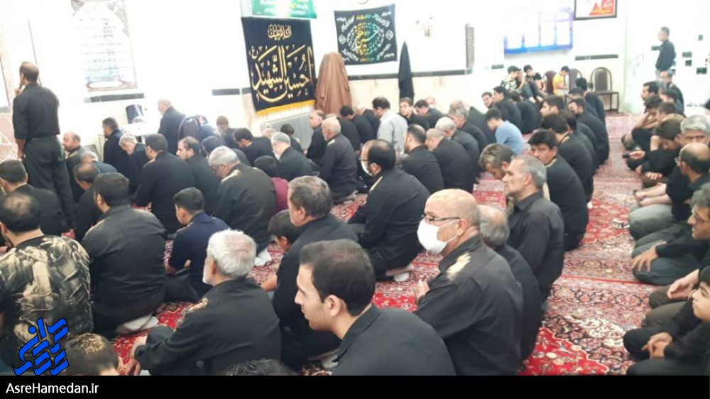 اقامه نماز ظهر عاشورا در تویسرکان/برپایی بزرگترین معروف عاشورا زیر بیرق حسینی+تصاویر