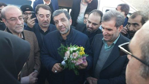 بازدید وزیر میراث فرهنگی از آثار تاریخی نهاوند/ چشم امید نهاوندی ها به تصمیمات وزیر/اختصاص اعتبار کاوش لائودیسه  برای گره گشایی از مشکلات محله دو‌خواهران