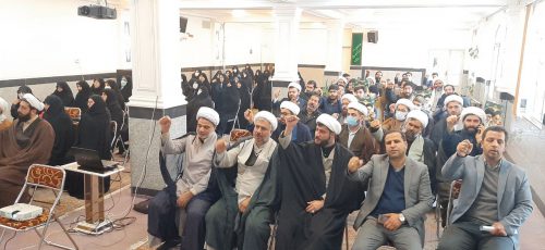 محکومیت اقدام توهین آمیز نشریه فرانسوی توسط طلاب و روحانیون نهاوند+ تصاویر