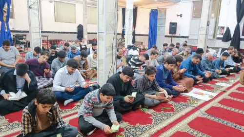 برگزاری مراسم اعتکاف در ۸ نقطه ملایر/ حضور چشمگیر جوانان در مراسم اعتکاف