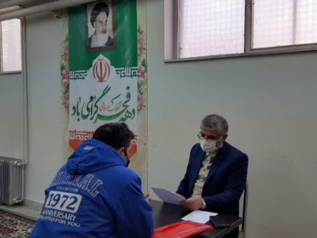 دیدار چهره‌به‌چهره مسئولان و مردم از برکات انقلاب اسلامی/ مردم پای کار انقلاب و مسئولان پای کار مردم