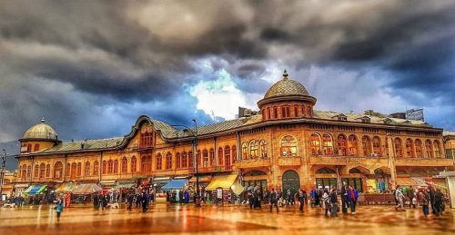 مدیران برای چالش‌های آزاردهنده مرکز شهر چاره کنند/ اتمام ساخت شهرک صنفی بنکدارن با ظرفیت ۷۰۰ غرفه در شهر همدان