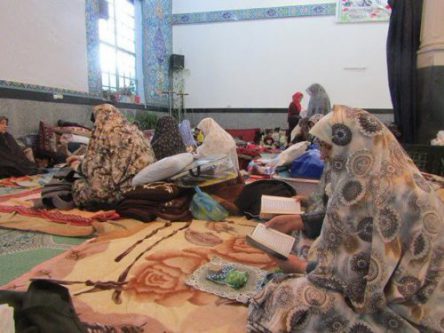 از اجابت تا عبادت بانوان اسدآبادی در مراسم معنوی اعتکاف