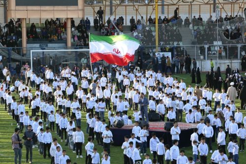 اجرای سرود “سلام فرمانده ۲” در مریانج