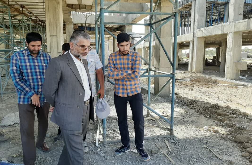 ورود دادستان همدان برای حل مشکلات مسکن ۴۸۰ واحدی