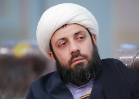 منافقین سرگردان و متحیر مانده‌اند