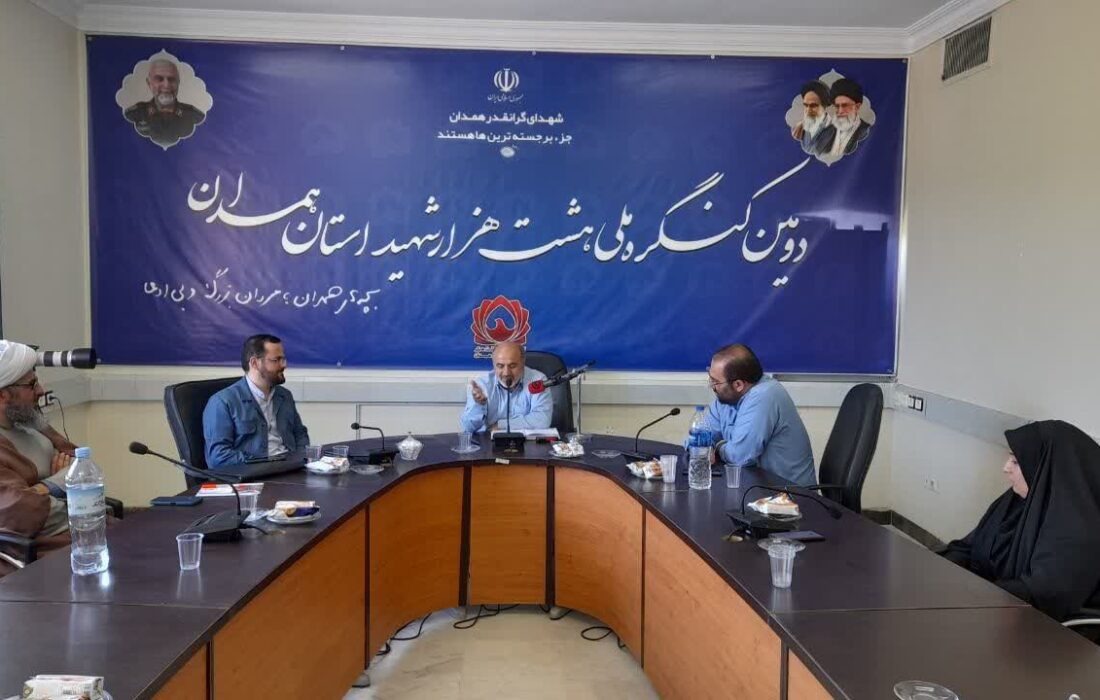 در دوران دفاع مقدس، همه دنیا مقابل جمهوری اسلامی مردود شدند