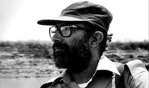 شهید چمران بی‌اعتنا به نام و مقام بود