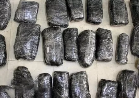 کشف ۵۱ کیلوگرم مواد مخدر تریاک در منزل قاچاقچیان اسدآبادی