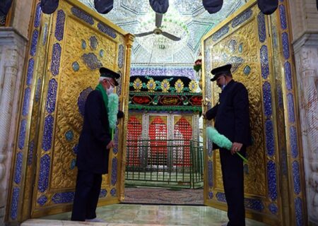 تصاویر امامزاده گان عشق در مراسم‌های عزای حسینی اسدآباد نصب می‌شود
