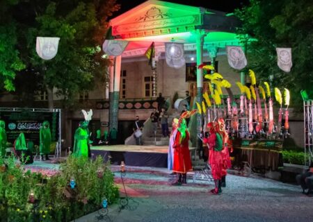برگزاری تعزیه‌خوانی در عمارت باغ نظری همدان