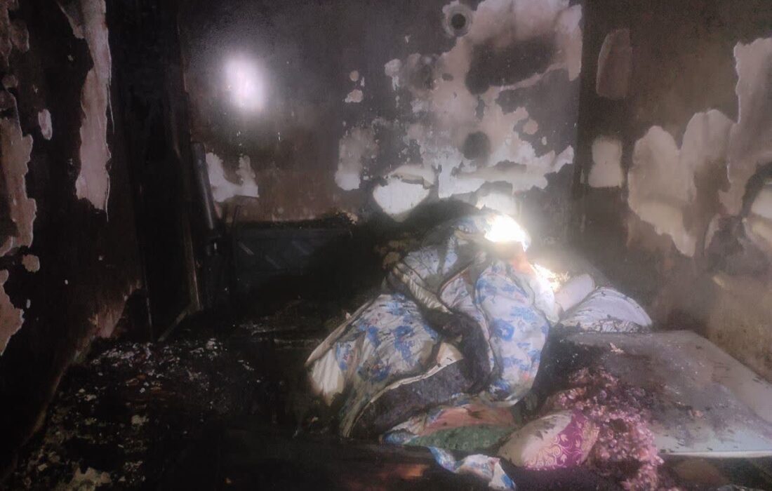 نجات ۲ نفر از حریق در چهار راه کبابیان همدان