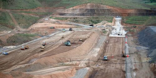 عملیات خط انتقال سد خرمرود در حال انجام است