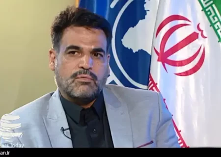 دشمن با ایجاد فتنه قصد آسیب زدن به کشور را دارد