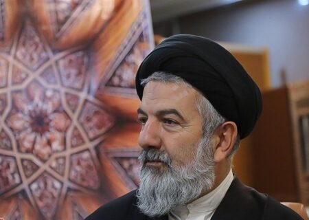 دشمن بدنبال چند قطبی کردن جامعه است