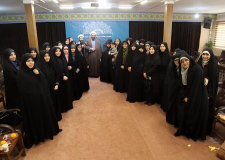 جایگاه اصلی فعالیت بانوان، مراقبت از نهاد خانواده است