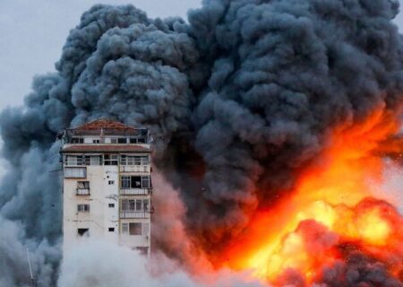 مردم، قطع جنایات صهیونیستی در غزه را خواستار شوند