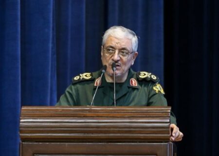 ولایت و رهبری  یکی از عوامل قدرت‌یابی کشور در منطقه است