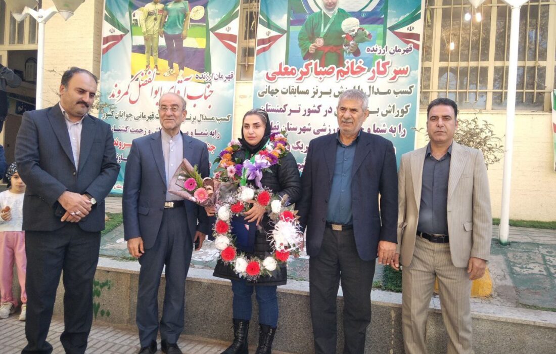 استقبال از بانوی ورزشکار و مدال‌آور نهاوندی