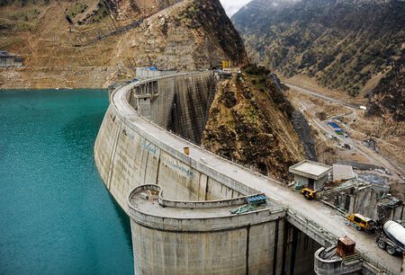 سد گرین نهاوند مشکل اعتباری ندارد