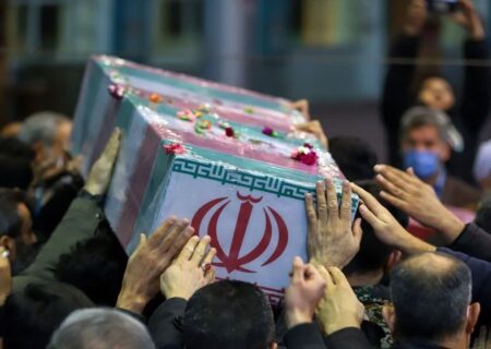 تشییع لاله‌های فاطمی/ همدان، میعادگاه ابدی شهدا