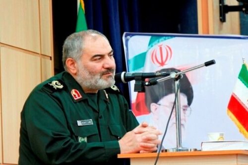 مکتب شهید سلیمانی آموزنده است