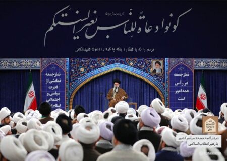 ائمه جمعه با رهبر انقلاب دیدار کردند