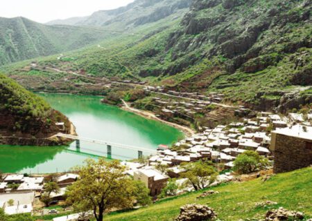 پیکر شهید شادمانی، در دل کوه‌های زاگرس آرام گرفت