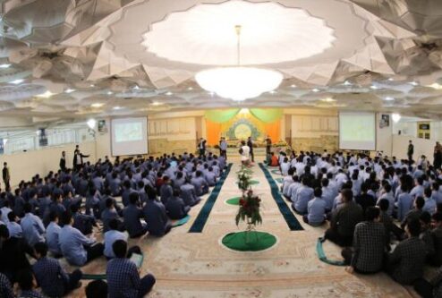 محفل انس با قرآن و جشن تکلیف برای ۸۰۰۰ دانشآموز