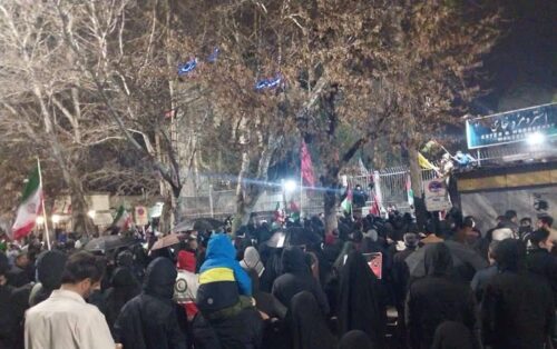 مخالفتی با تجمع مقابل آرامگاه استر و مردخای نداریم