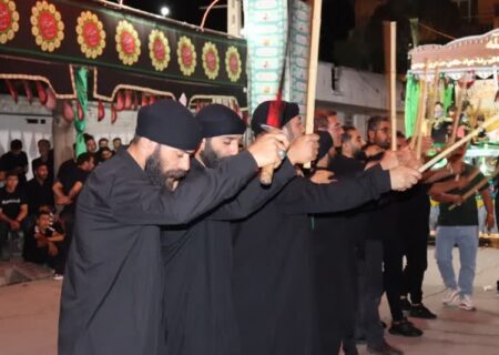 «شاه‌حسین‌گویان» مرثیه‌ای با چوب و نوحه