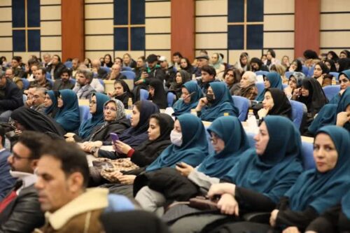 ارائه خدمات دیجیتال هوشمند در کتابخانههای همدان