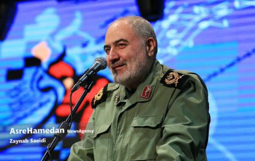 هنرمندان سرمایههای جمهوری اسلامی هستند