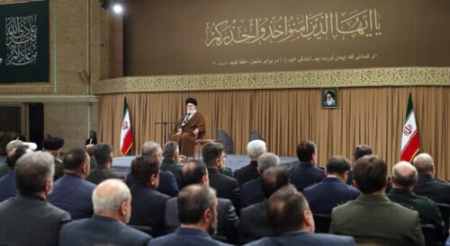 بهمن یک حرکت بزرگ ملی بود