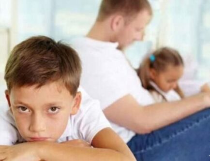 فرزندپروری و چالش نوجوانی در خانوادهها