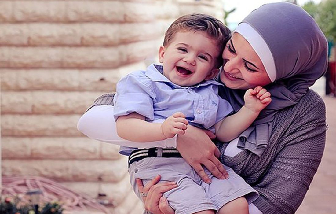 مادری در جوانی؛ انتخابی طلایی برای تربیت
