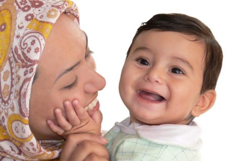 تاثیر سن پائین مادر بر تربیت فرزندان