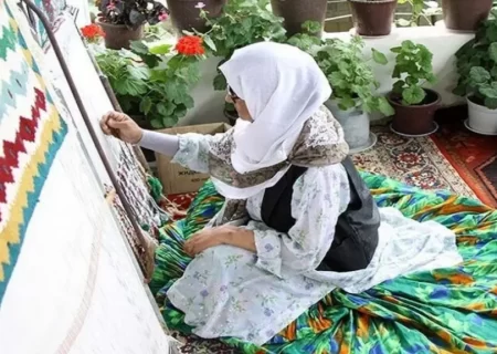 بانوان روستای بیان، پیشگامان توانمندسازی و کارآفرینی