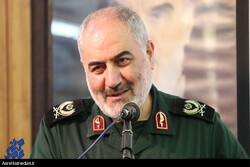 امروز بسیجیان در مقابل تفکر آمریکایی ایستادگی می کنند/ اقدامات گروه های جهادی دشمن را کلافه کرده است