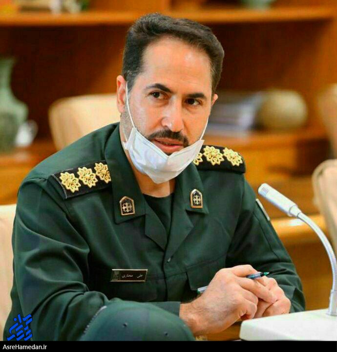 خدمت رسانی گروه های جهادی بسیج به بیماران کرونایی در بیمارستان