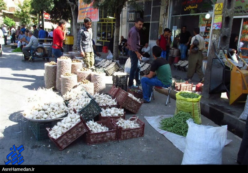 خواسته تویسرکانی ها؛ رفع مشکل بزرگ ترافیکی و سد معبرهای فاجعه بار/تعیین تکلیف ۴۰ دهنه مغازه در تیمورآباد چه شد؟