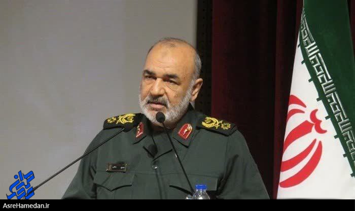 سردار سلیمانی ابوالفضل انقلاب بود/ نگران قدرت نظامی دشمن نیستیم