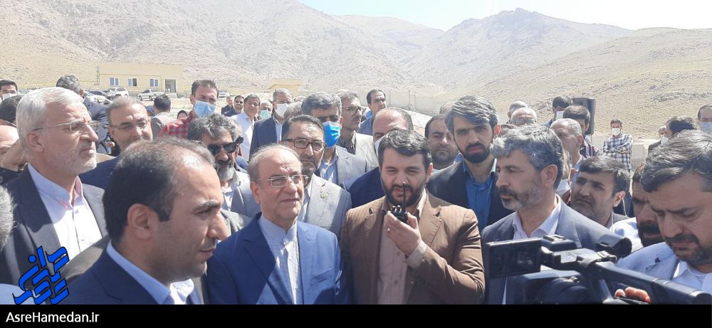 کارخانه کلسینه دولومیت نهاوند با حضور وزیر کار افتتاح شد+تصاویر