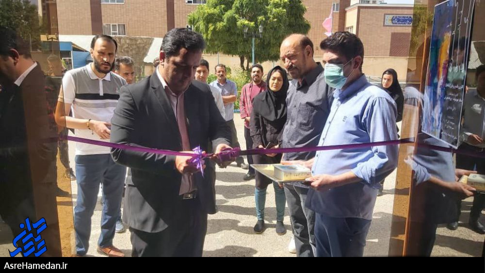 افتتاح نمایشگاه پوستر، نقاشی و هنرهای تجسمی در نهاوند