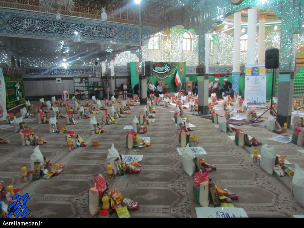 اجرای ششمین مرحله طرح قرار دوازدهم در نهاوند با توزیع ۲۵۰ بسته معیشتی