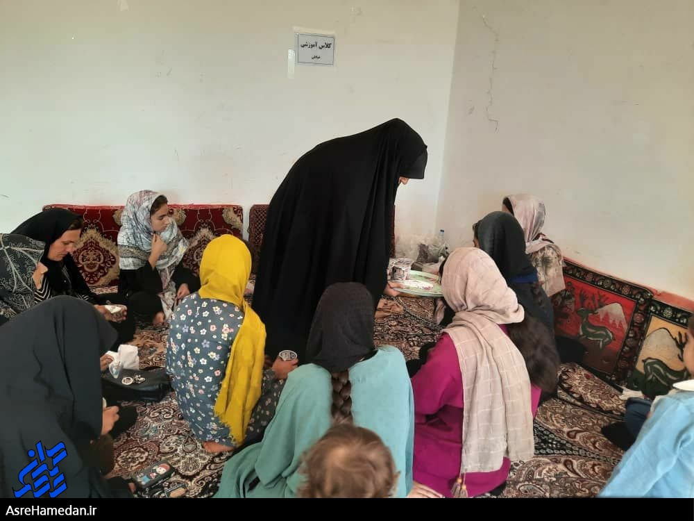خدمات اجتماعی با کمک گروه جهادی دانشجویی در ۴ روستای محروم اسدآباد+ تصاویر