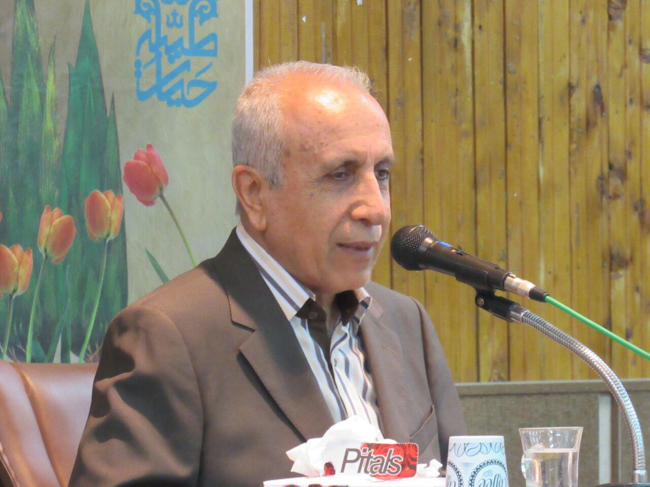 منافقین همچون آفتاب پرست رنگ عوض می کنند/ در سازمان حقایق طور دیگر جلوه داده می شود