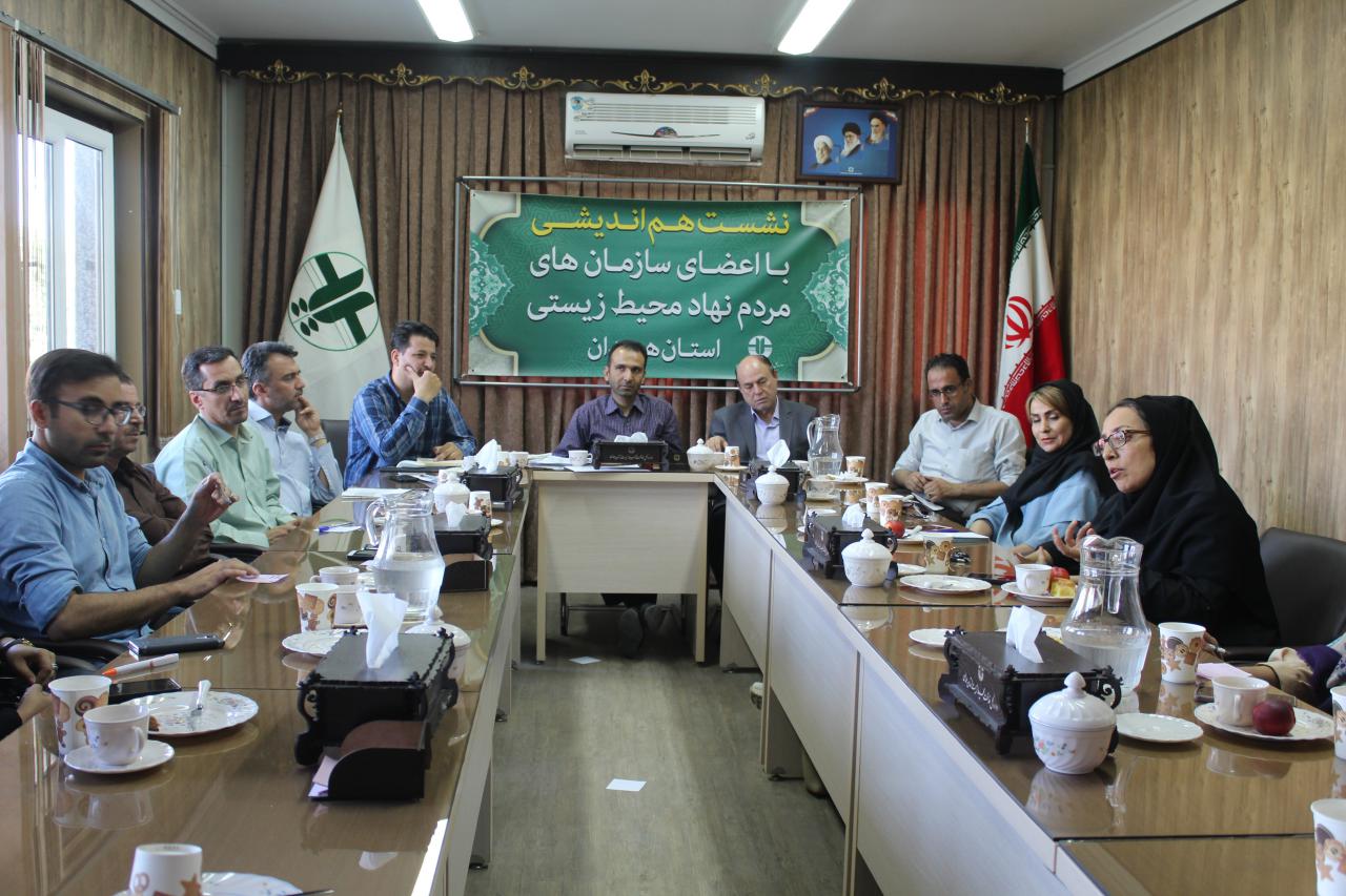 راه اندازی ۲ پارک در هر منطقه شهر همدان
