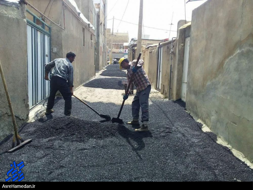 گنجه؛ اولین روستای بخش پیرسلمان در حال زیرسازی برای انجام آسفالت‌