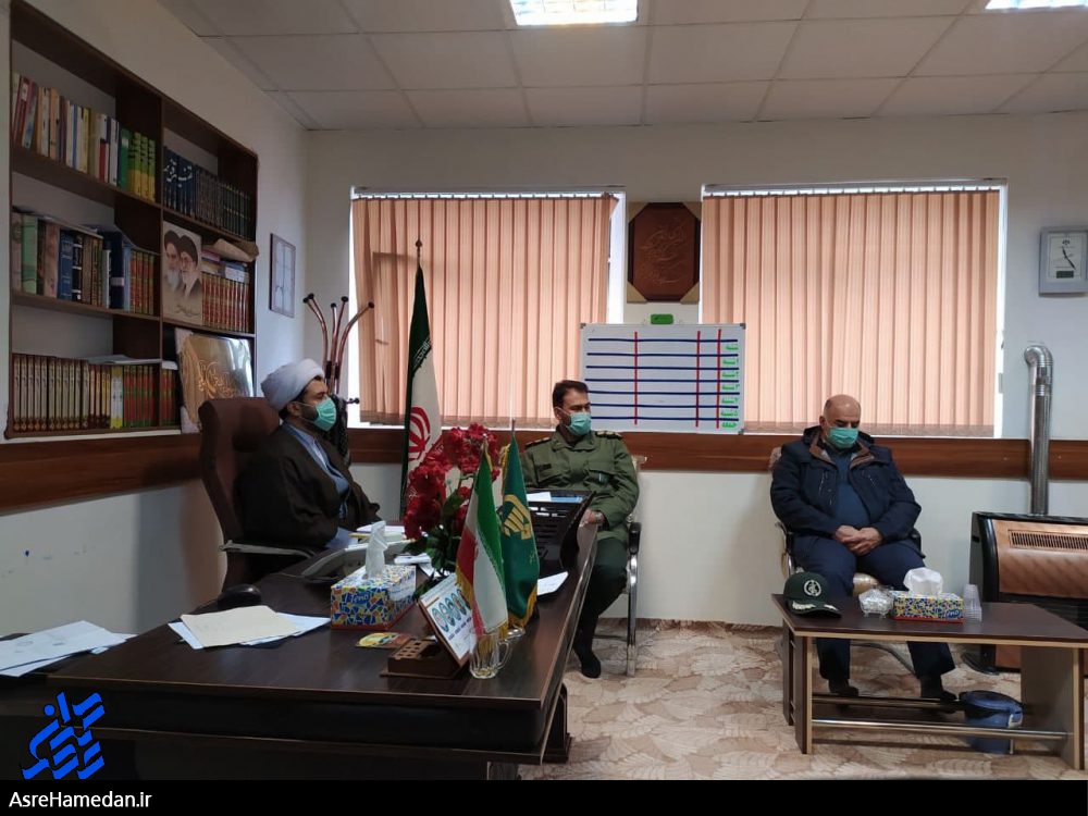 تنها راه سرنگونی جهان کفر و استکبار داشتن تفکر بسیجی است